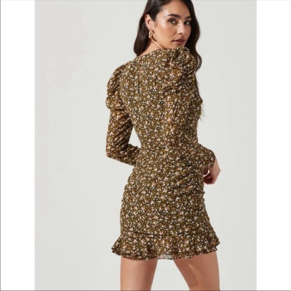 ASTR The Label Long Sleeve Ruched Center Dress XS NEW - Picture 2 of 12
